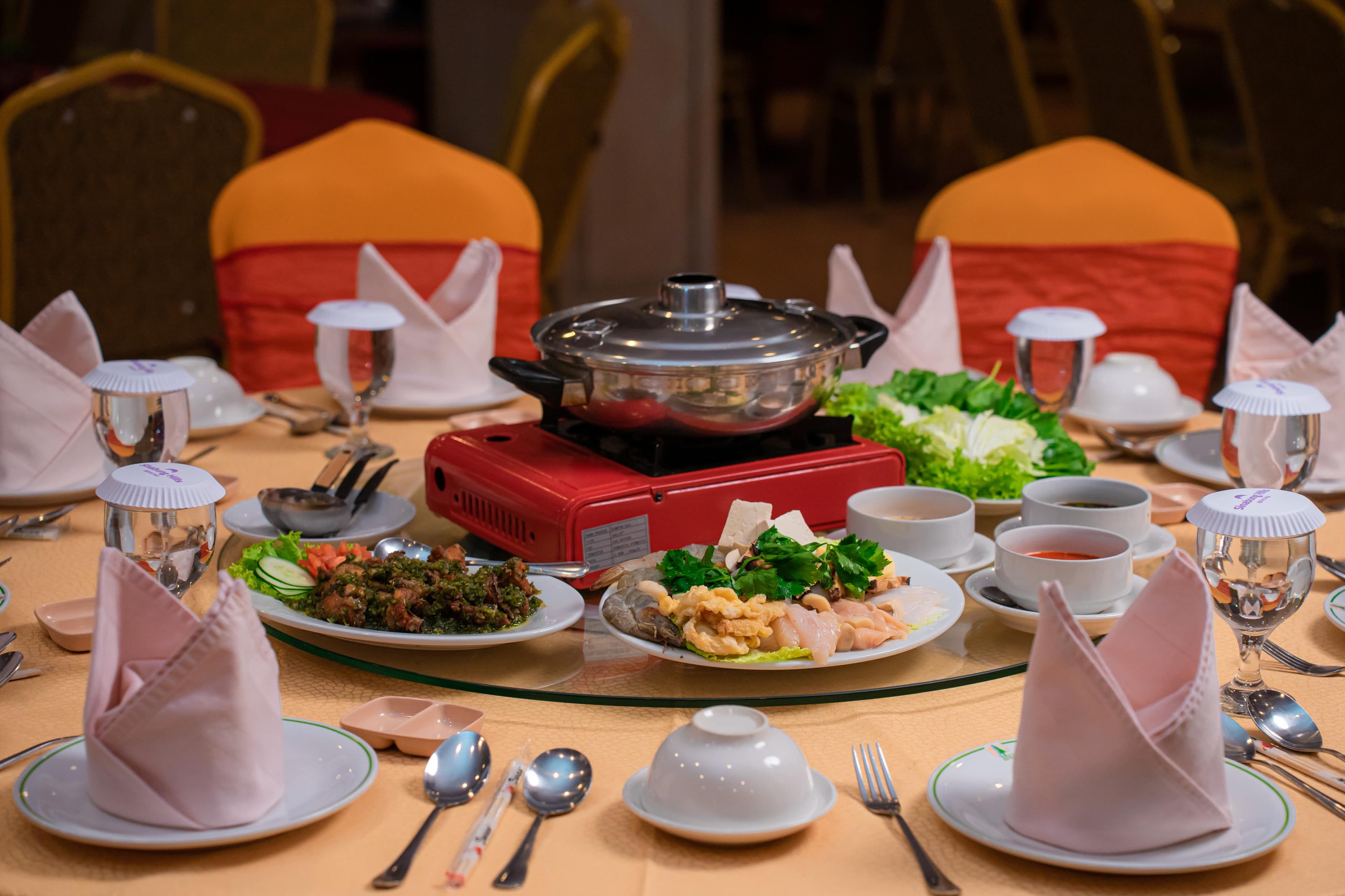 highlighting dine facility